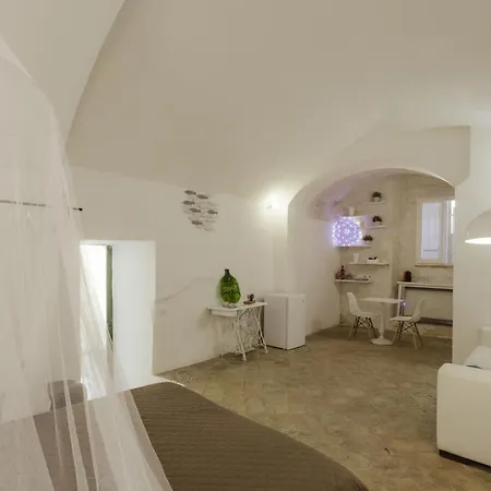 فندق مبيت وإفطار L'arturo 4*